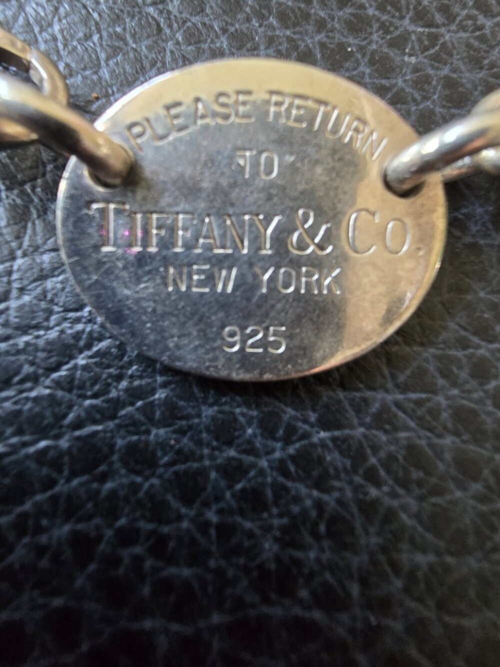 Authenticated "Return to Tiffany" Oval Tag 15.5" Choker With Pouch - Picture 3 of 5